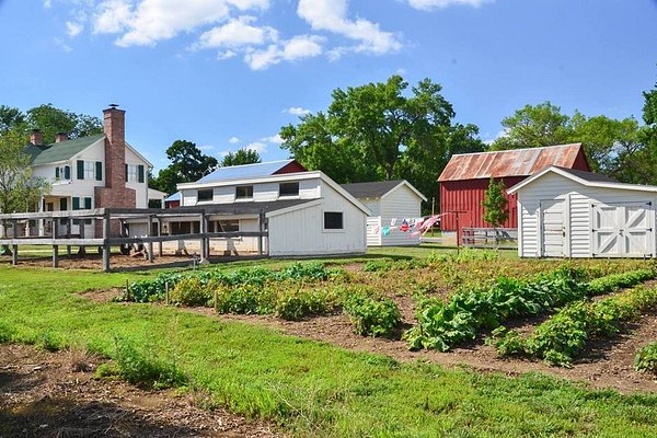 Shawnee Mission farmstead